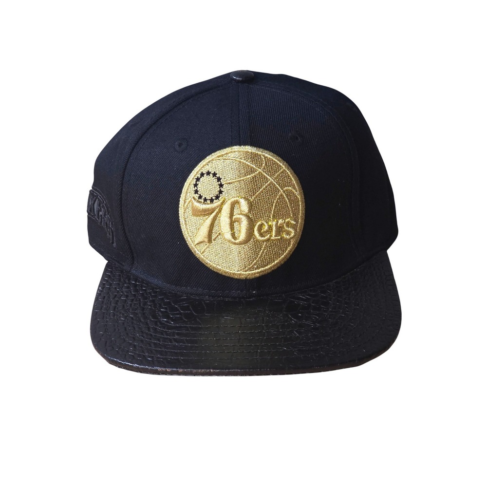 Pro Standard Philadelphia 76ers Hat Black‎ Gold Faux Leather Brim Strapback Mens